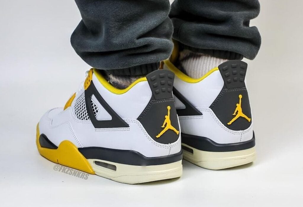 Air Jordan 4 Vivid Sulfur On-Feet AQ9129-101