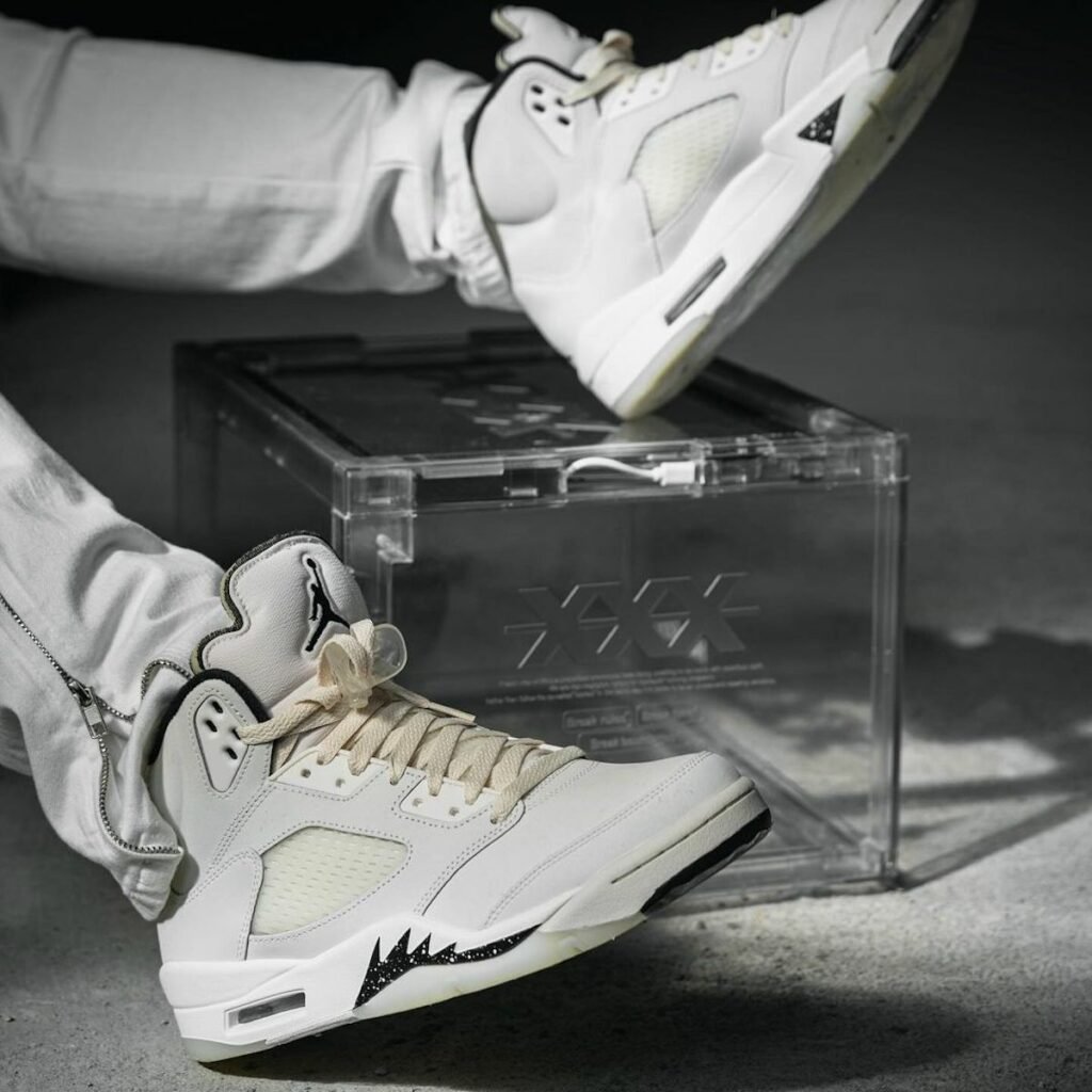 Air Jordan 5 SE Sail Black On-Feet FN7405-100