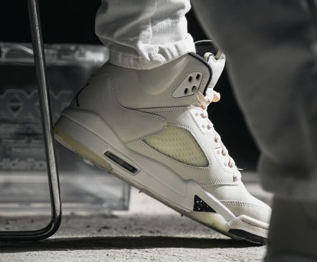 Air Jordan 5 SE Sail Black On-Feet FN7405-100