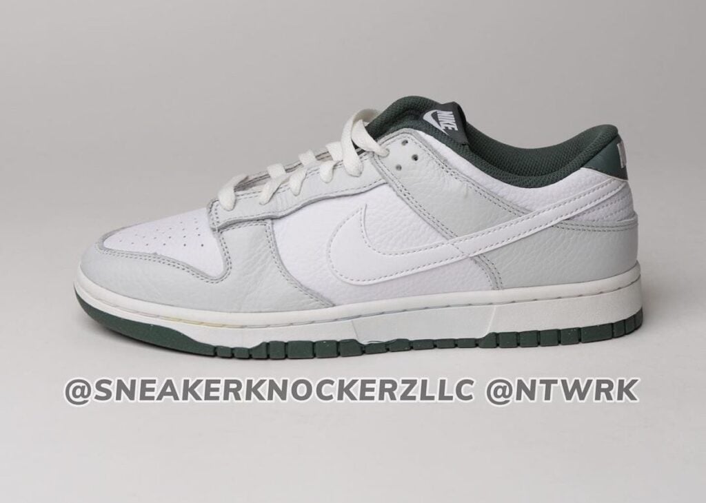 Nike Dunk Low Photon Dust Vintage Green