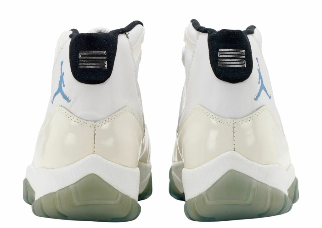 Air Jordan 11 Columbia 1996 130245-141 Heel