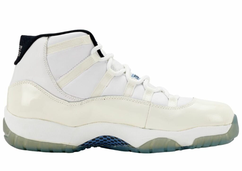 Air Jordan 11 Columbia 1996 130245-141 Medial