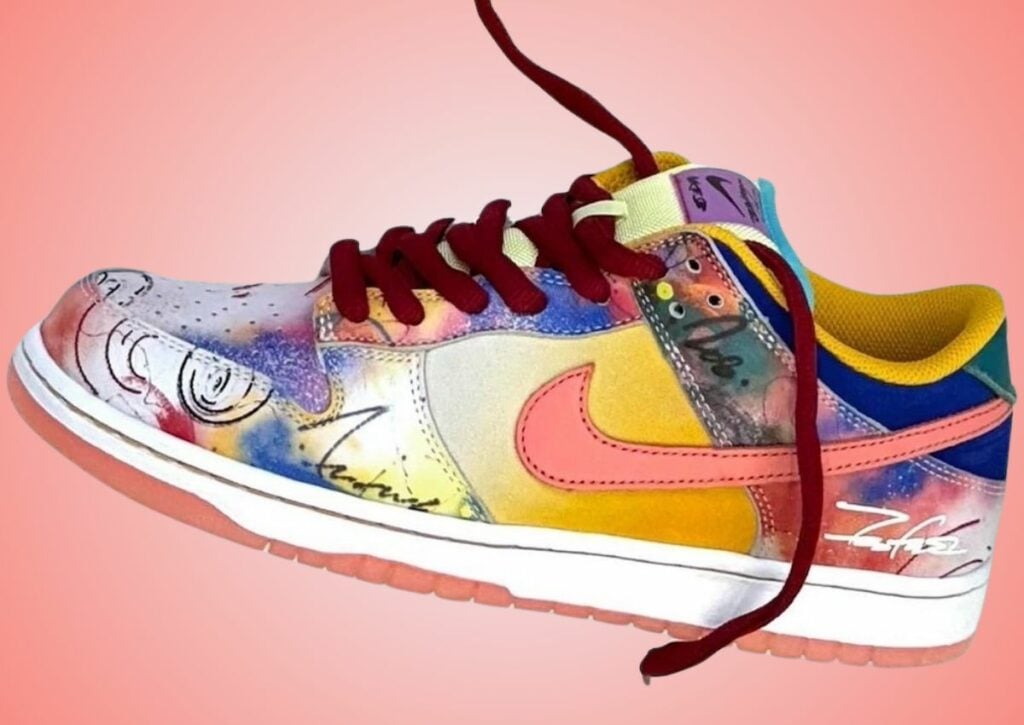 Futura Nike SB Dunk Low Friends and Family 2024
