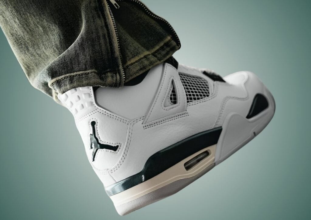 Air Jordan 4 Oxidized Green FQ8138-103 On-Feet