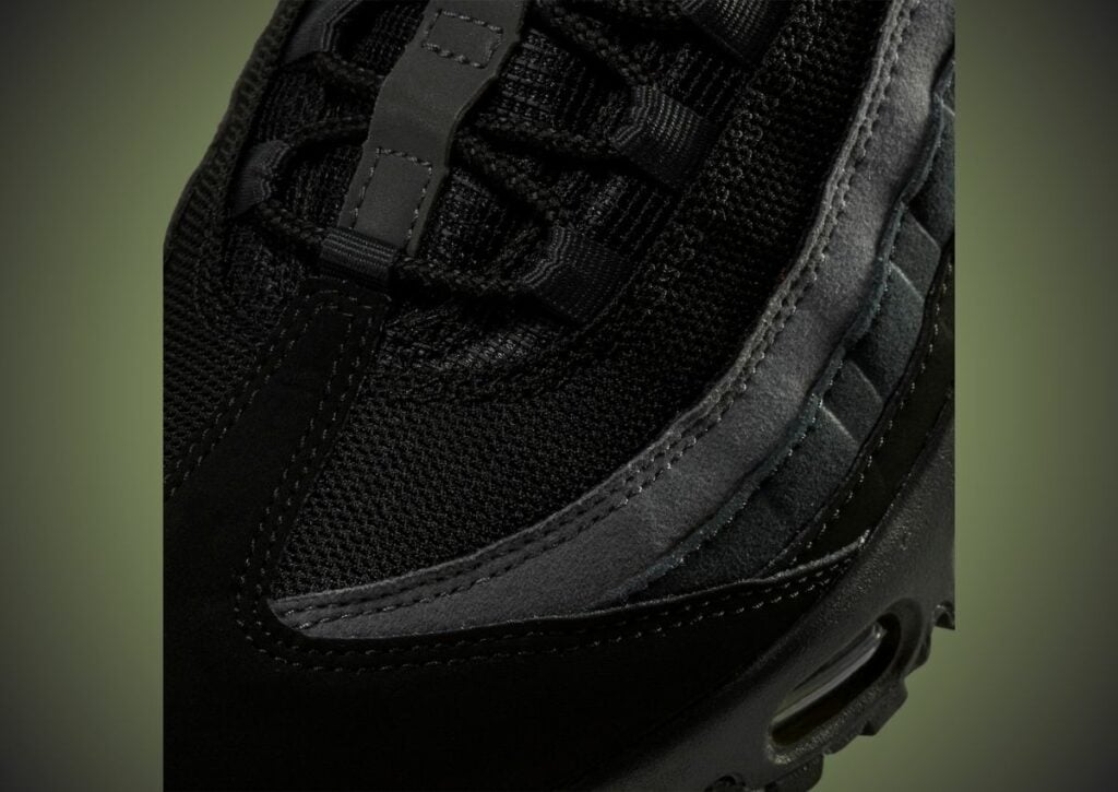 Nike Air Max 95 Black Volt CV1635-002