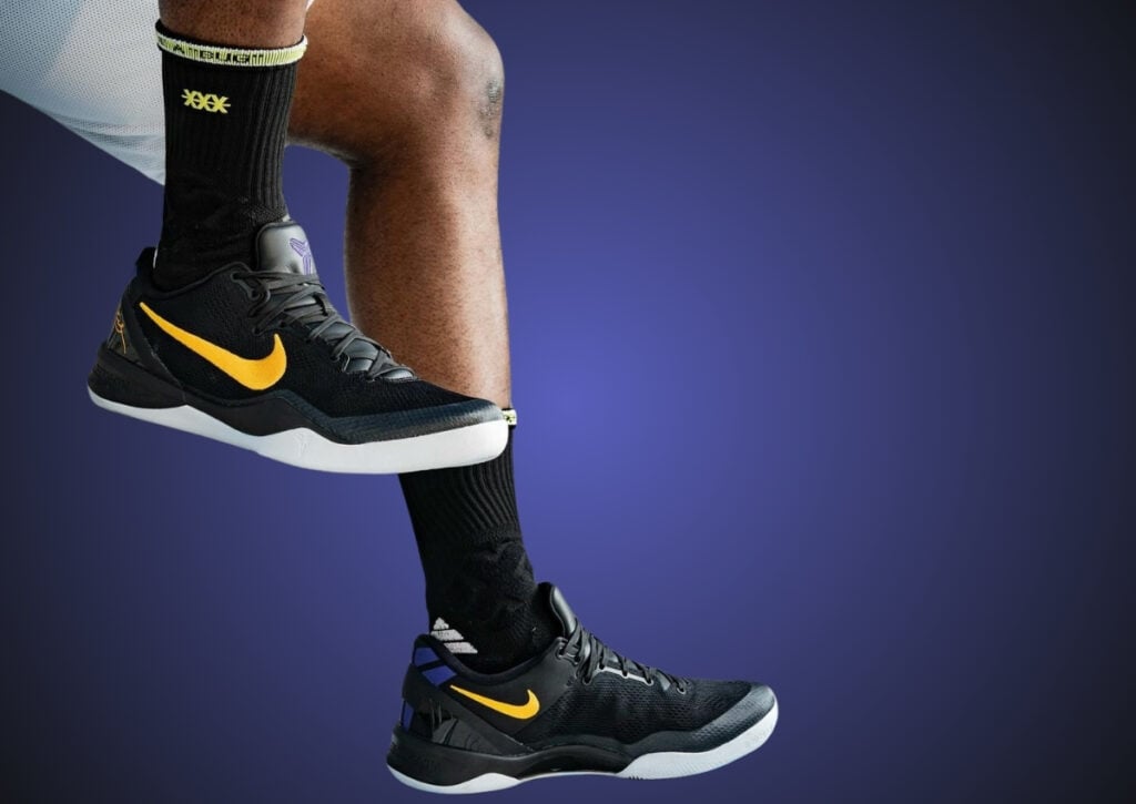 Nike Kobe 8 Protro Lakers Hollywood Nights HF9550-001 On-Feet