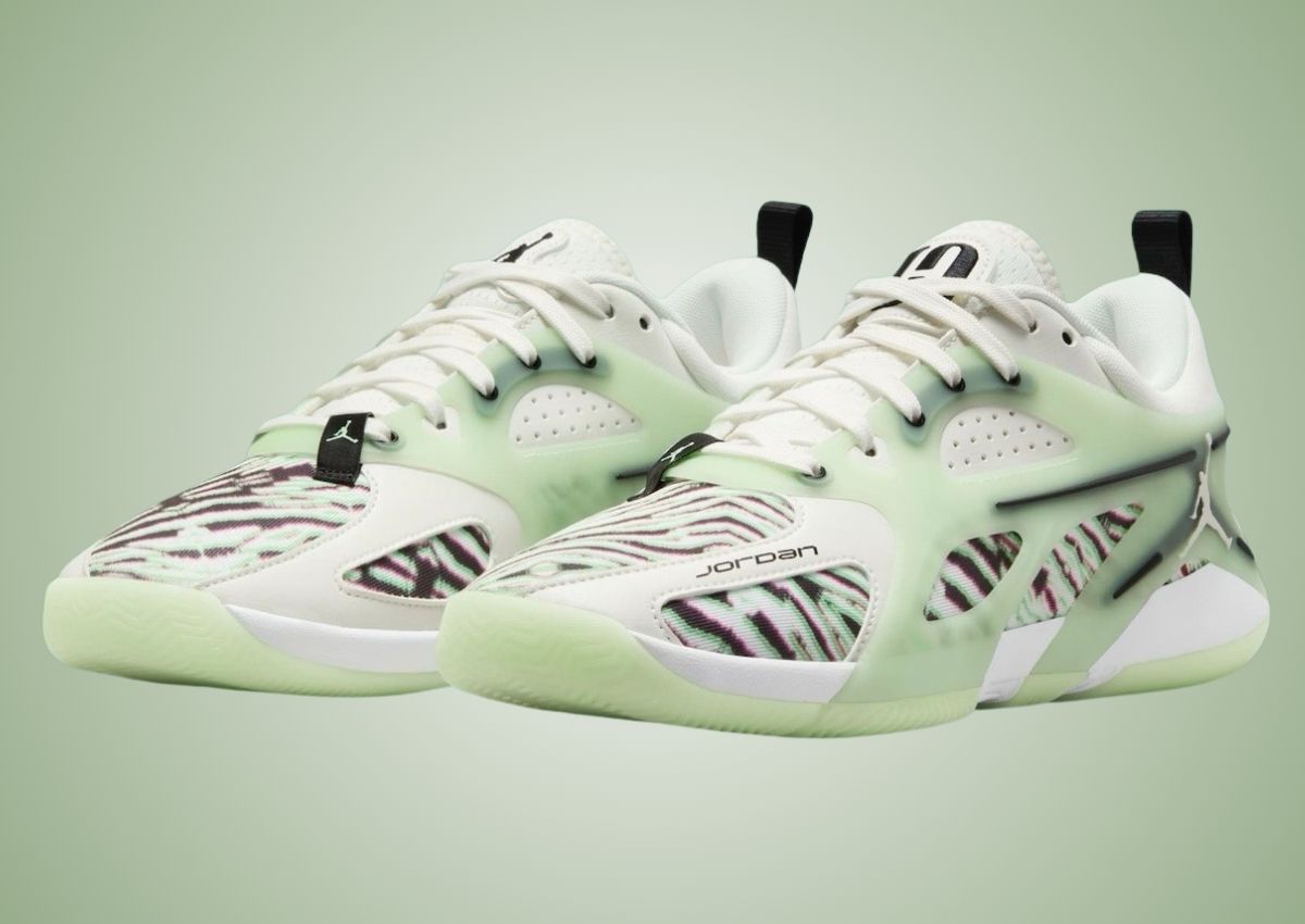 jordan-heir-sail-vapor-green-  display picture 1