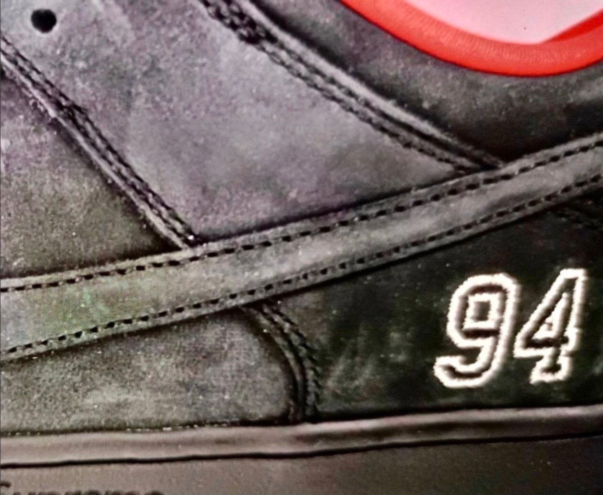 Supreme x Nike SB Dunk Low 2025 SneakerFiles