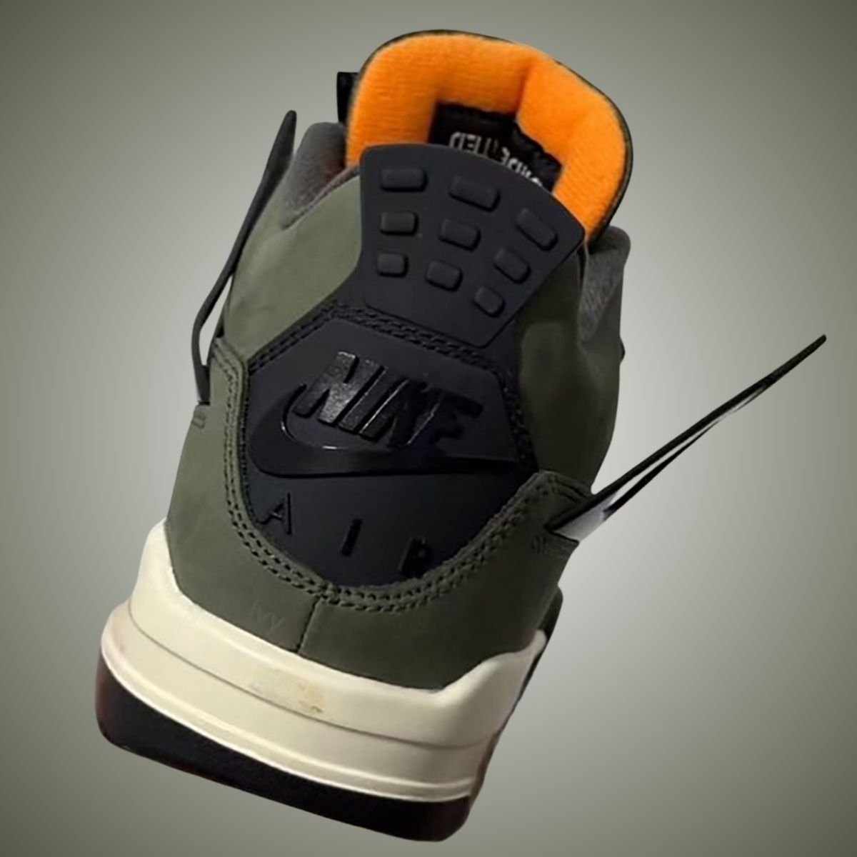 undefeated x air jordan 4