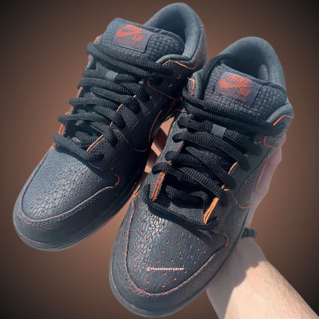 Nike SB Dunk Low Krampus 2025 HV1668-001