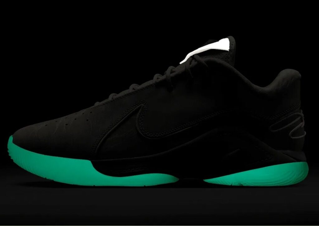 Nike LeBron 22 Dunkman FZ1094-002 Release Info