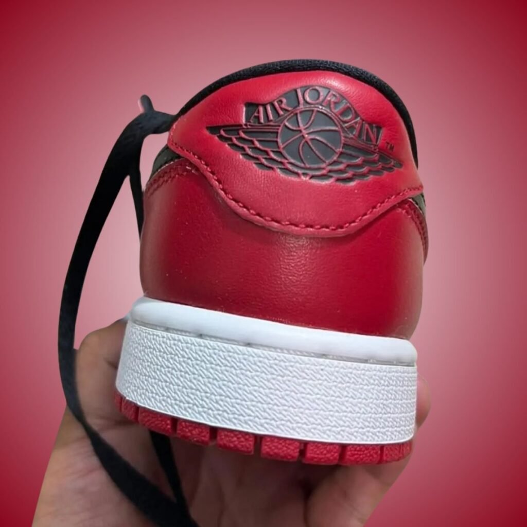 Air Jordan 1 Low OG Chicago HQ6998-600