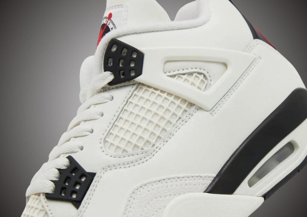 Air Jordan 4 Flight Club IM4002-100