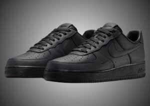 DOT SWOOSH Nike Air Force 1 Low Triple Triple Black HJ9348-001