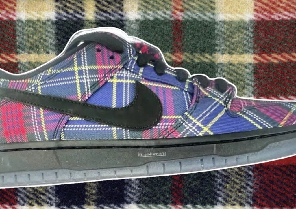 Nardwuar Nike SB Dunk Low II1493-600