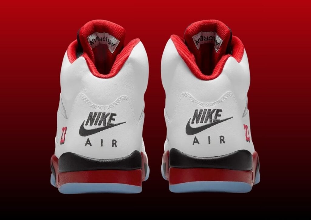 エアジョーダン 5 \"Fire Red/Black Tongue\"(2025) Air Jordan 5 Fire Red Black Tongue 2025 HQ7978-101