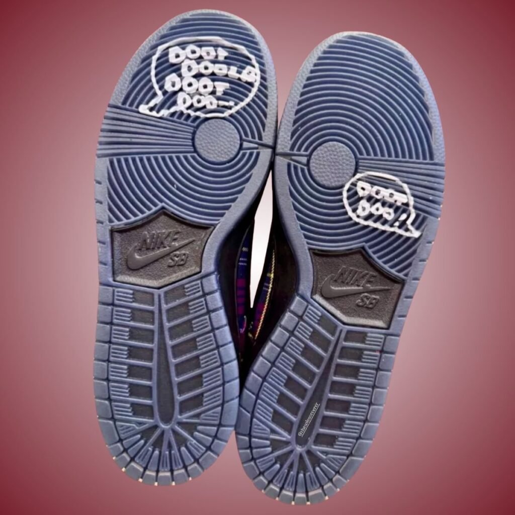 Nardwuar Nike SB Dunk Low Tartan 2025 II1493-600