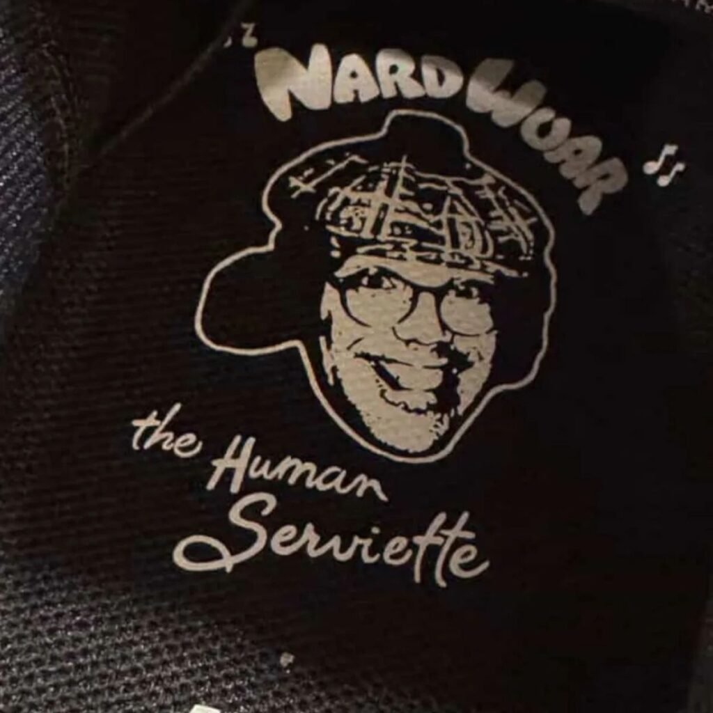 Nardwuar Nike SB Dunk Low Tartan 2025 II1493-600