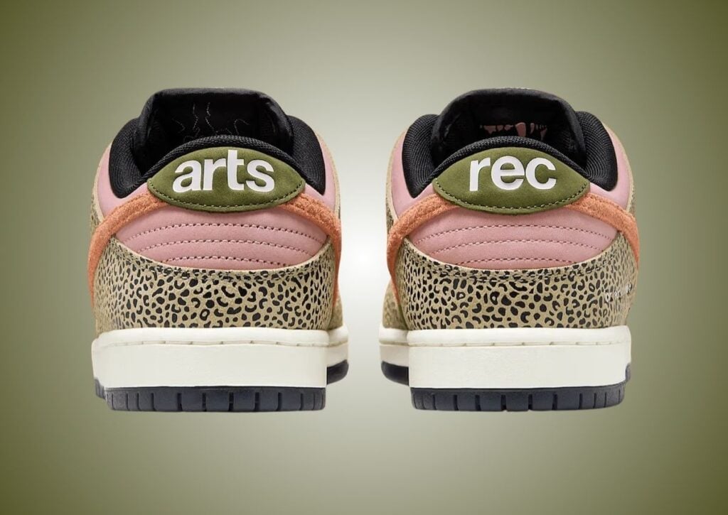 Arts-Rec Nike SB Dunk Low IH3211-200