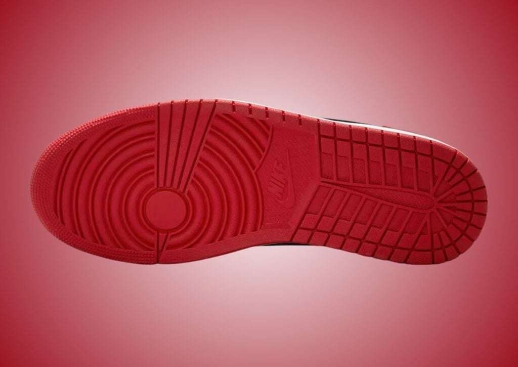 Air Jordan 1 Retro Low Chicago HQ6998-600