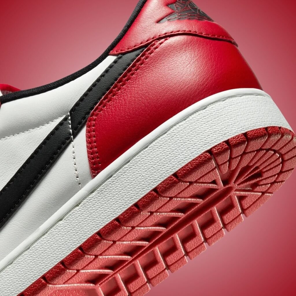 Air Jordan 1 Retro Low Chicago HQ6998-600