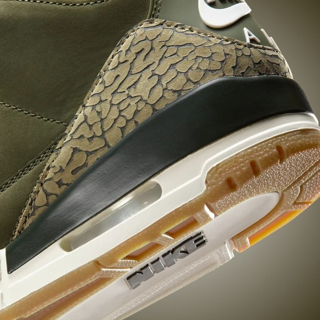 Air Jordan 3 Medium Olive Family Affair DN3707-202 Release Info
