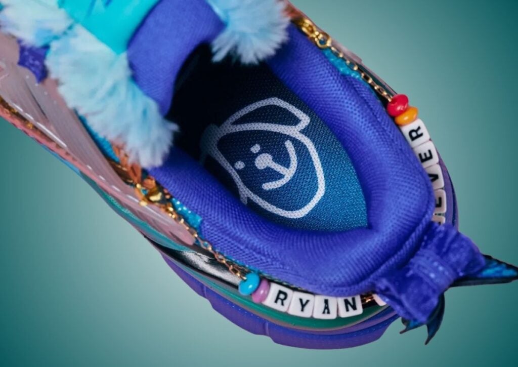 Khovny Vignery Nike V2K Run Doernbecher