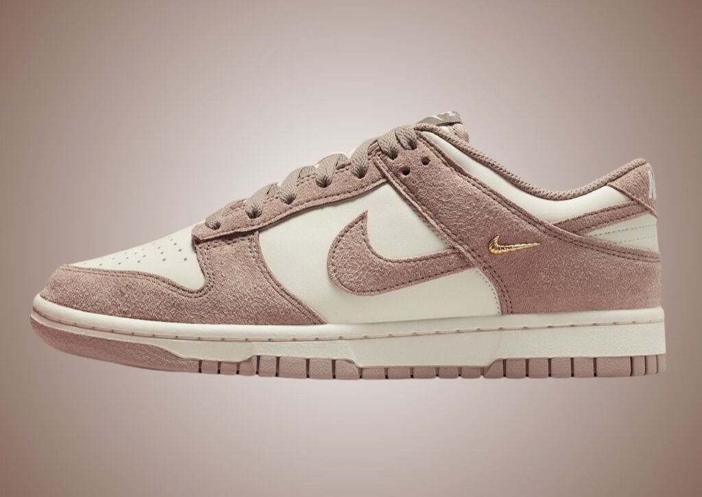 Nike Dunk Low Mini Swoosh Malt IB4417-105