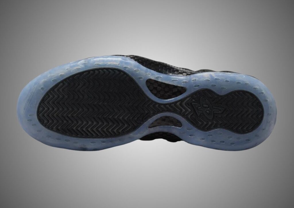 Nike Air Foamposite One Carbon Fiber HF2902-002 Release Info