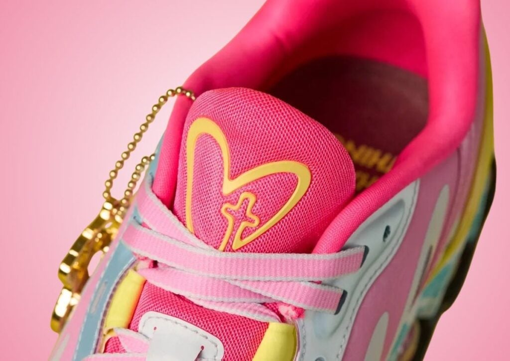 Raegan Scheid Nike Air Max DN8 Doernbecher