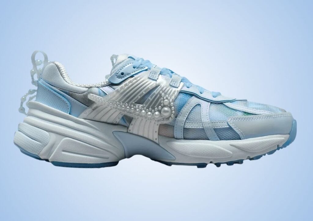 Susan Fang Nike V2K Run IB7426-400