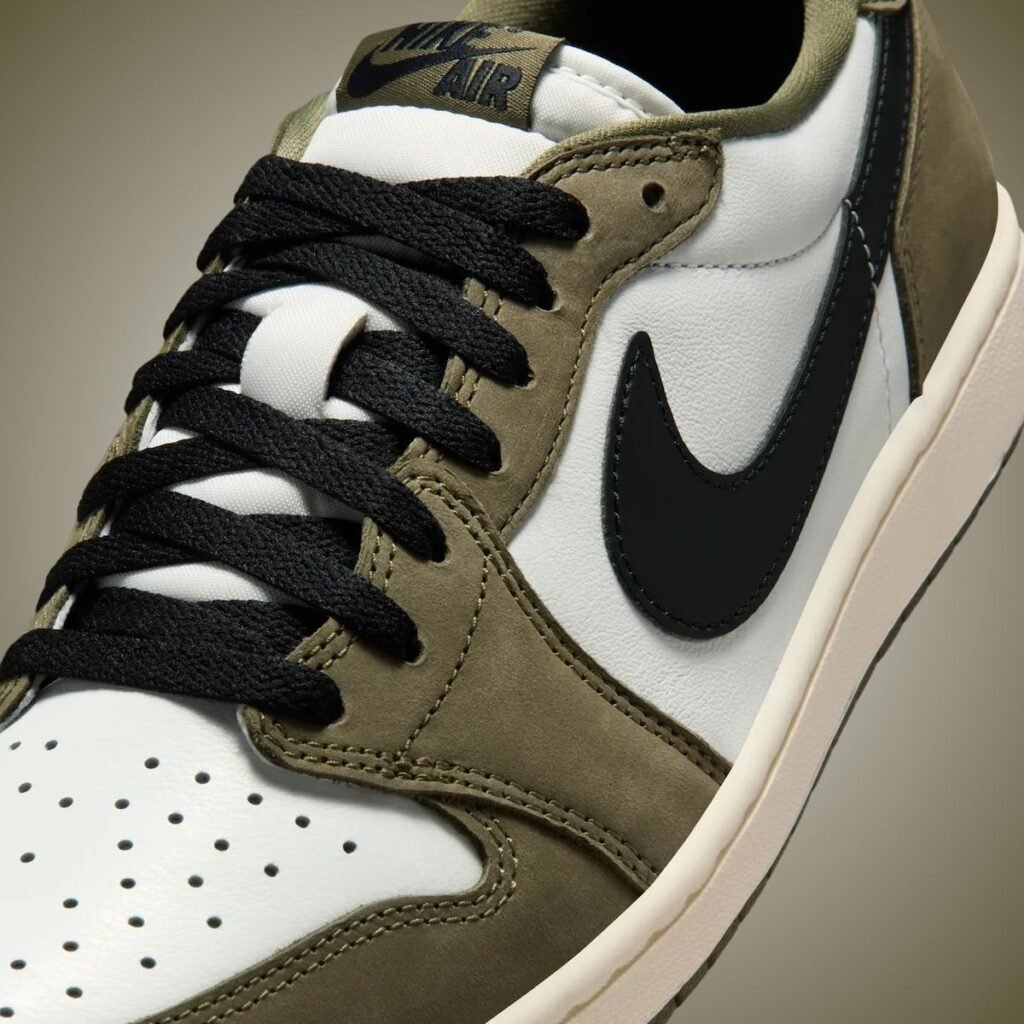 Air Jordan 1 Low OG Medium Olive HQ6998-200