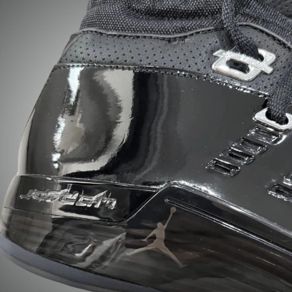 Air Jordan 17 Low Black Patent IV7640-001