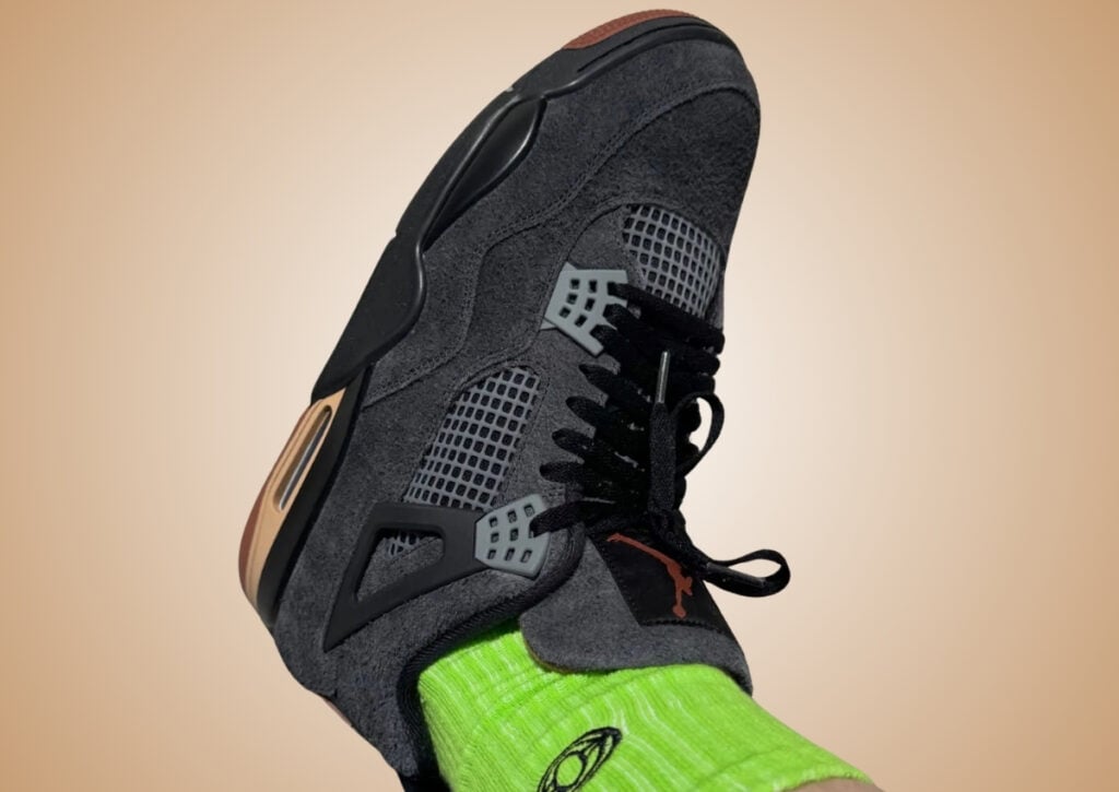 Air Jordan 4 London IV6048-001