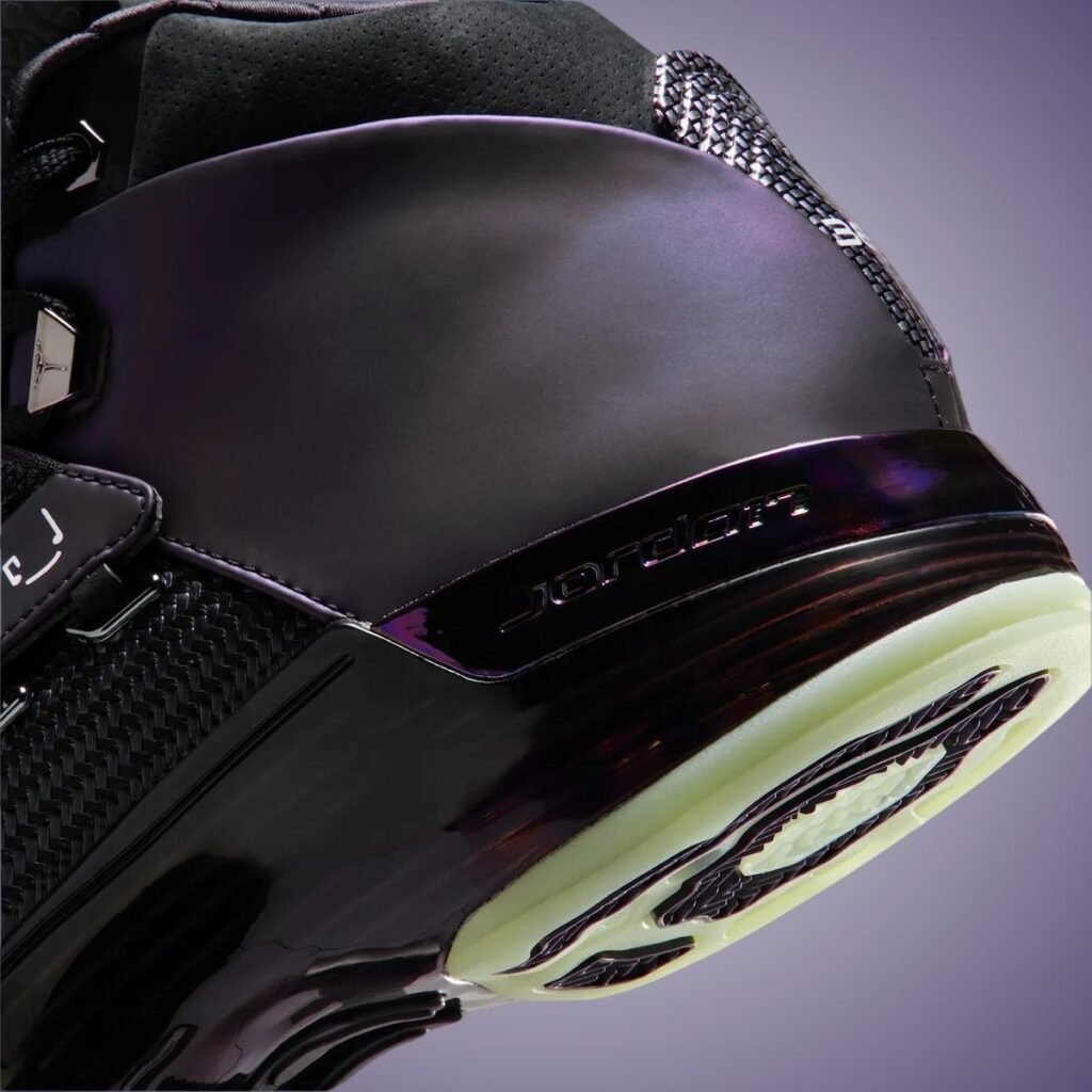 Air Jordan 17 Doernbecher IO7684-921