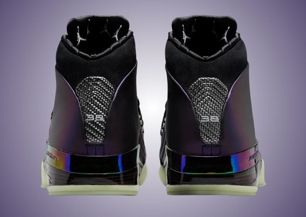 Air Jordan 17 Doernbecher IO7684-921