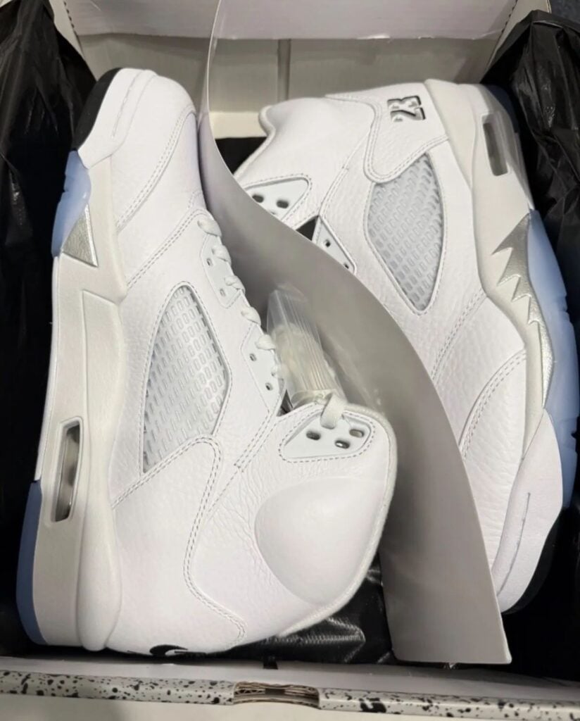 Air Jordan 5 White Metallic Silver HQ7978-103 2026