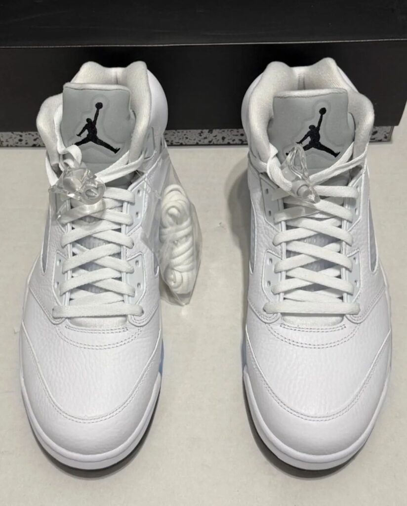 Air Jordan 5 White Metallic Silver HQ7978-103 2026
