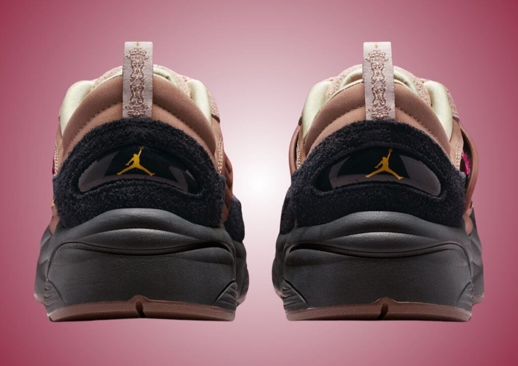 Jordan Trunner O/S Year of the Horse IQ1113-270