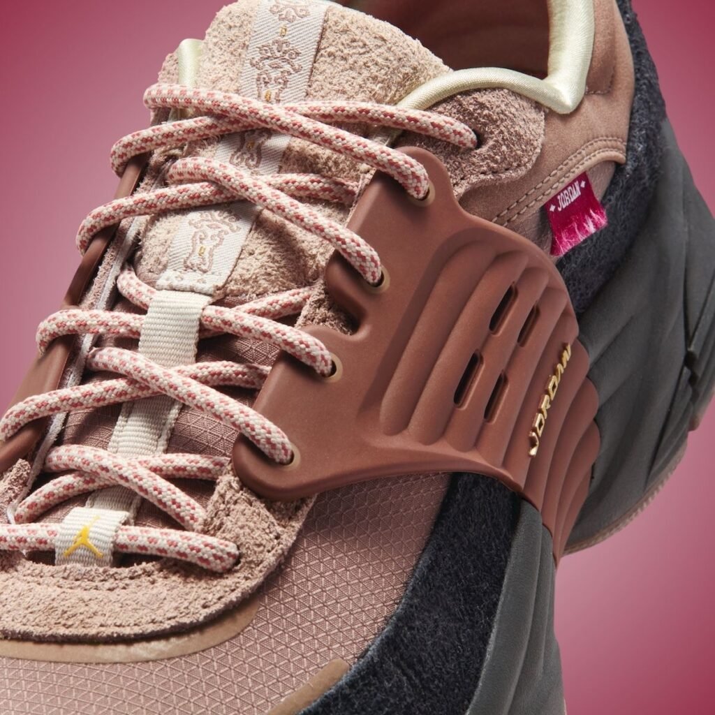 Jordan Trunner O/S Year of the Horse IQ1113-270