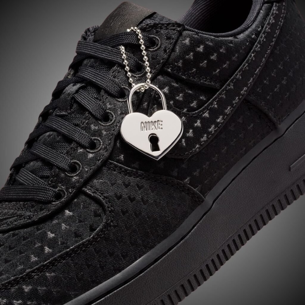 Nike Air Force 1 Low Valentines Day Triple Black IQ9965-001