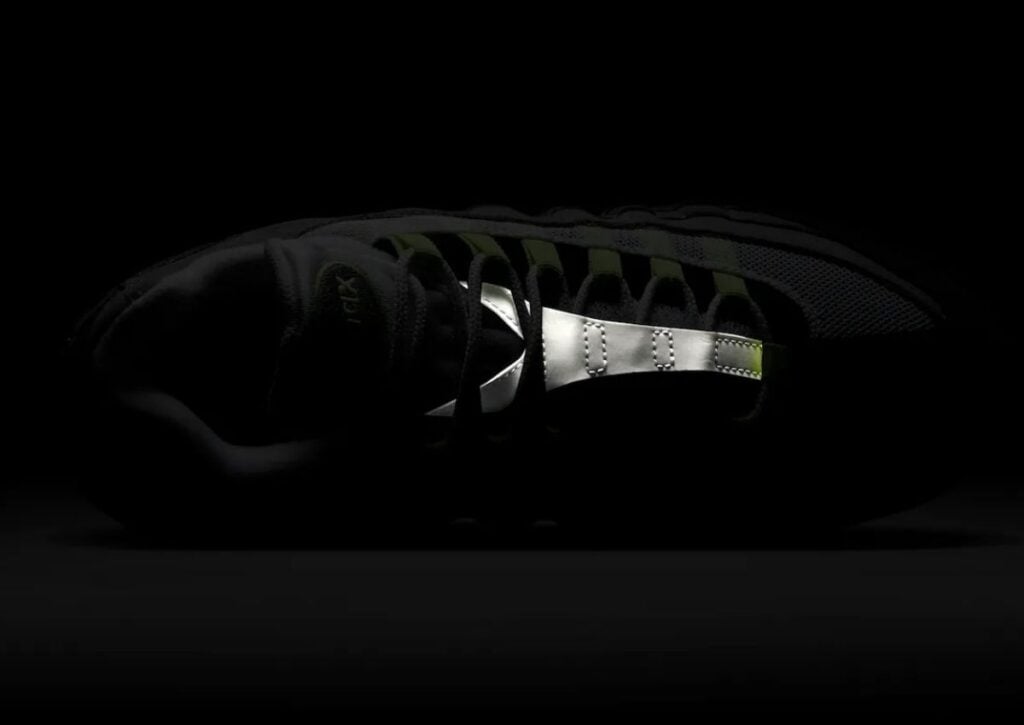 Nike Air Max 95 Neon HM4740-001 2026