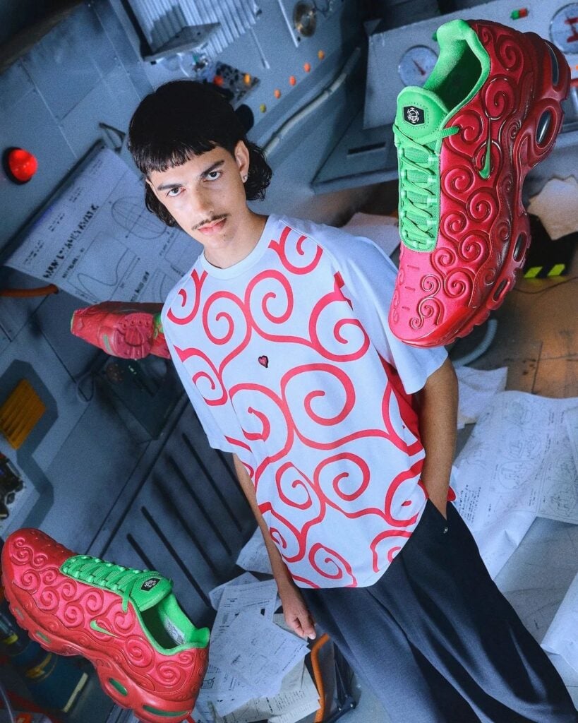 One Piece Nike Air Max Plus Ope Ope IW1282-600 Apparel
