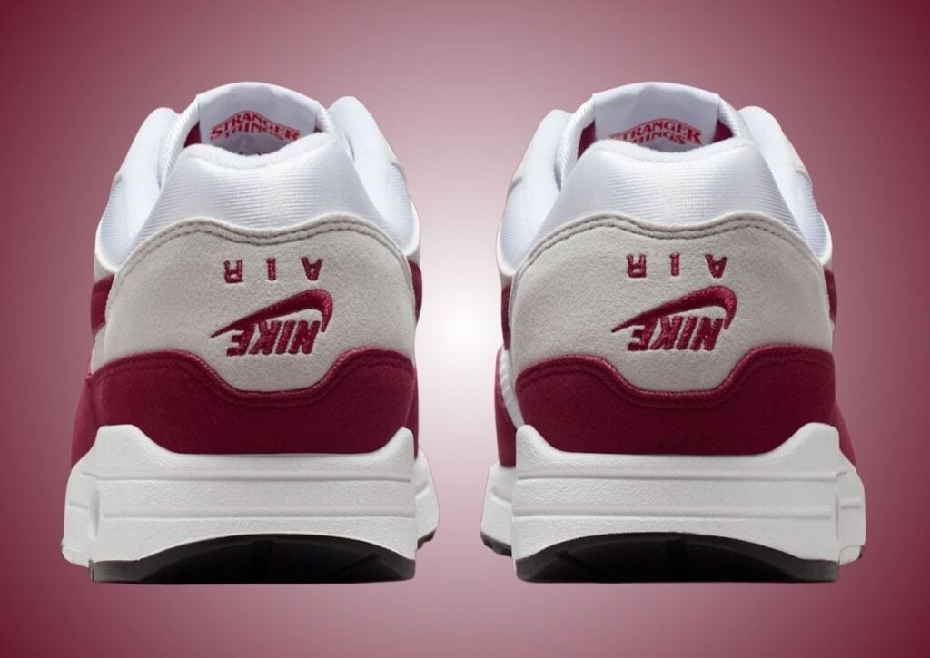 Stranger Things Nike Air Max 1 IM3906-100