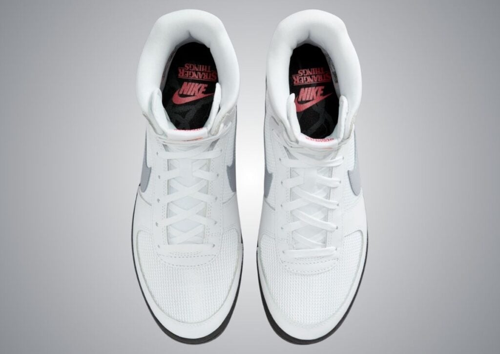 Stranger Things Nike Field General High IM3875-100