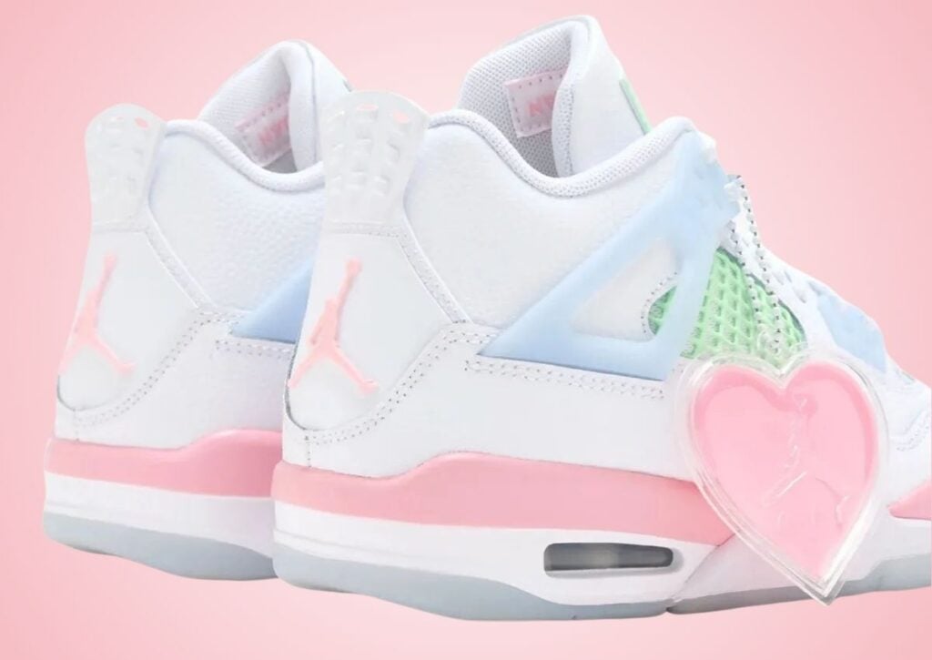 Air Jordan 4 Kids Valentines Day 2026 IB7068-100