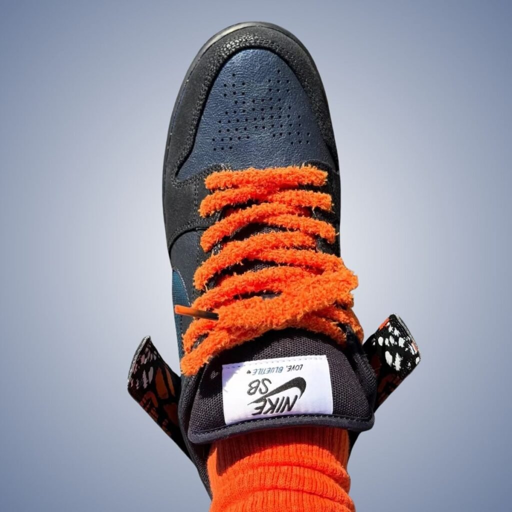 Bluetile Skateboards Nike SB Dunk Low 2026 IQ1323-001