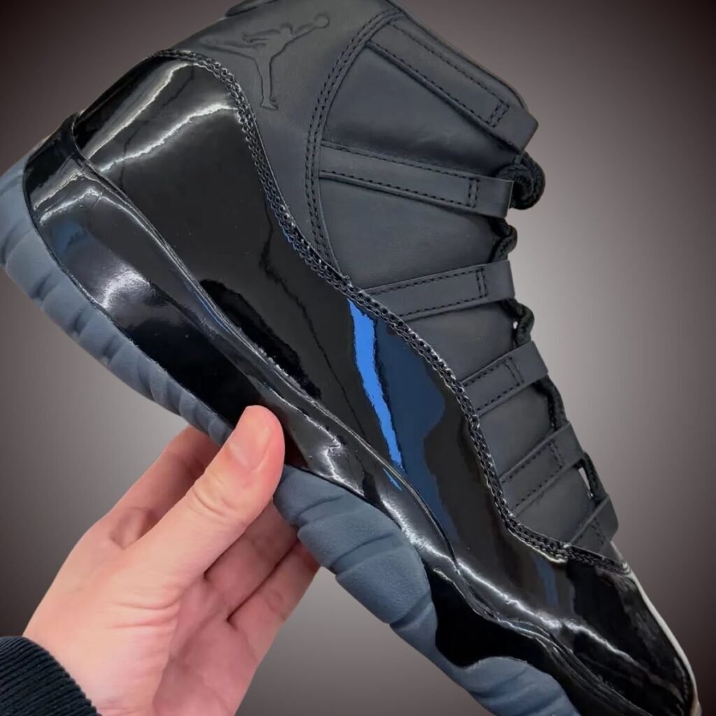 Comme des Garcons CDG Air Jordan 11 Black