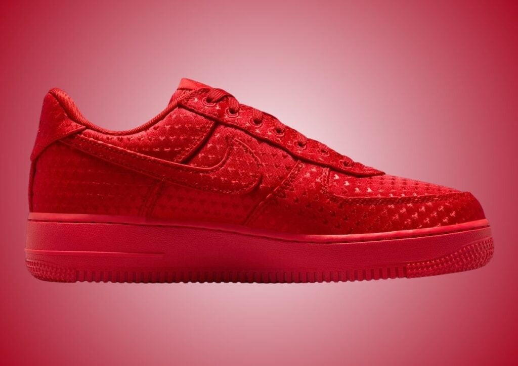 Nike Air Force 1 Low Valentines Day University Red IQ9965-600