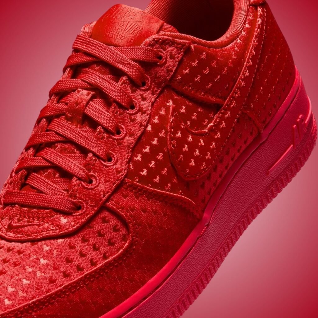 Nike Air Force 1 Low Valentines Day University Red IQ9965-600